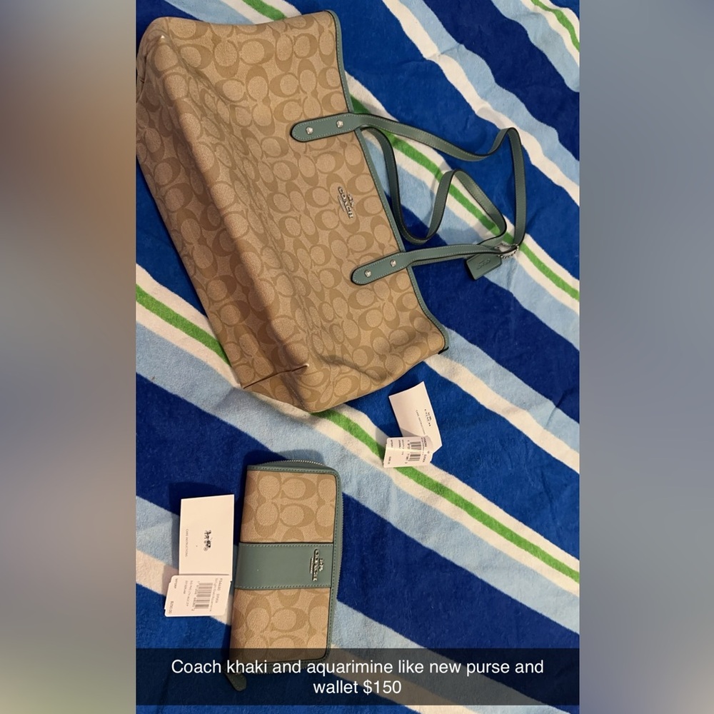 Coach Khaki and Aquamarine leather purse and wallet like new